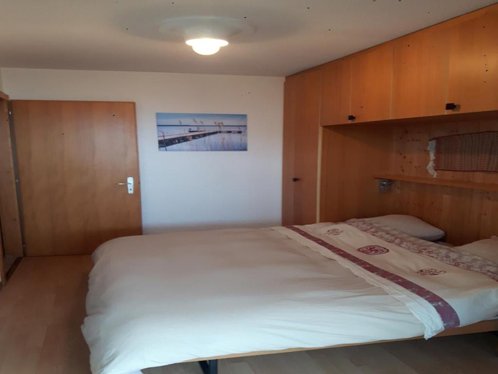 Apartment for 8 in Veysonnaz - 3