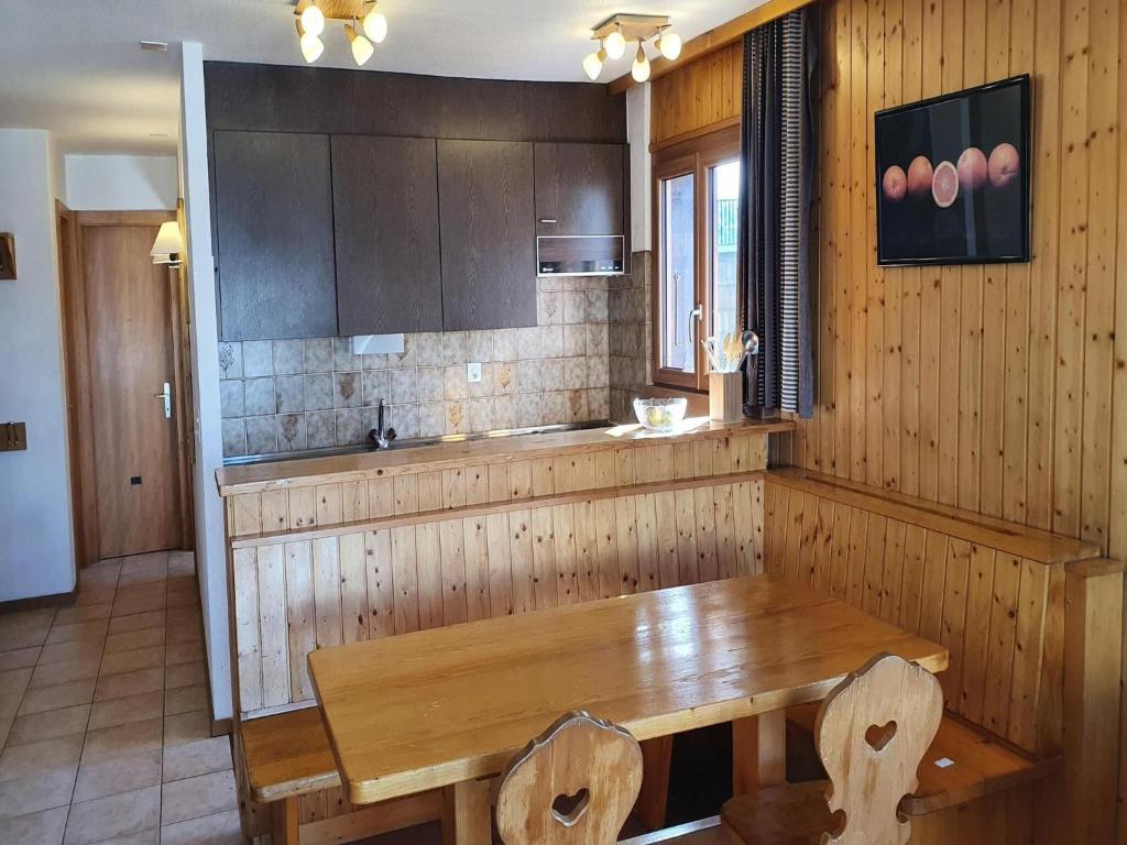 Apartment for 8 in Veysonnaz - 5
