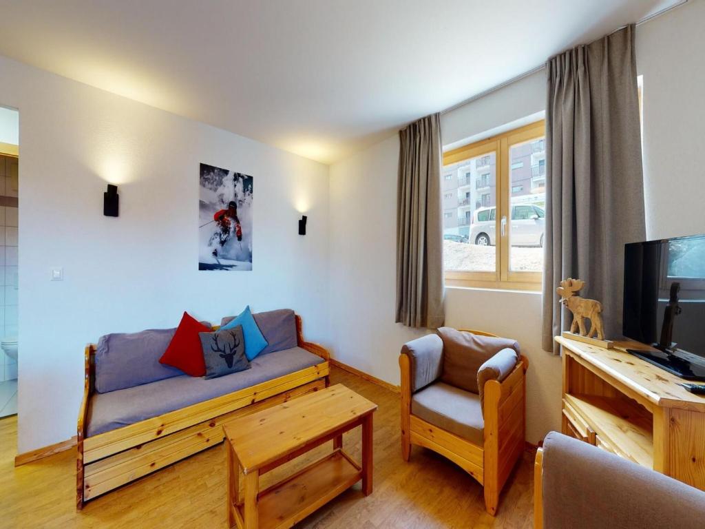 Modern apartment with balcony - 1