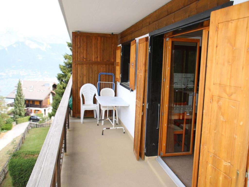Apartment with balcony views of Nendaz - 5
