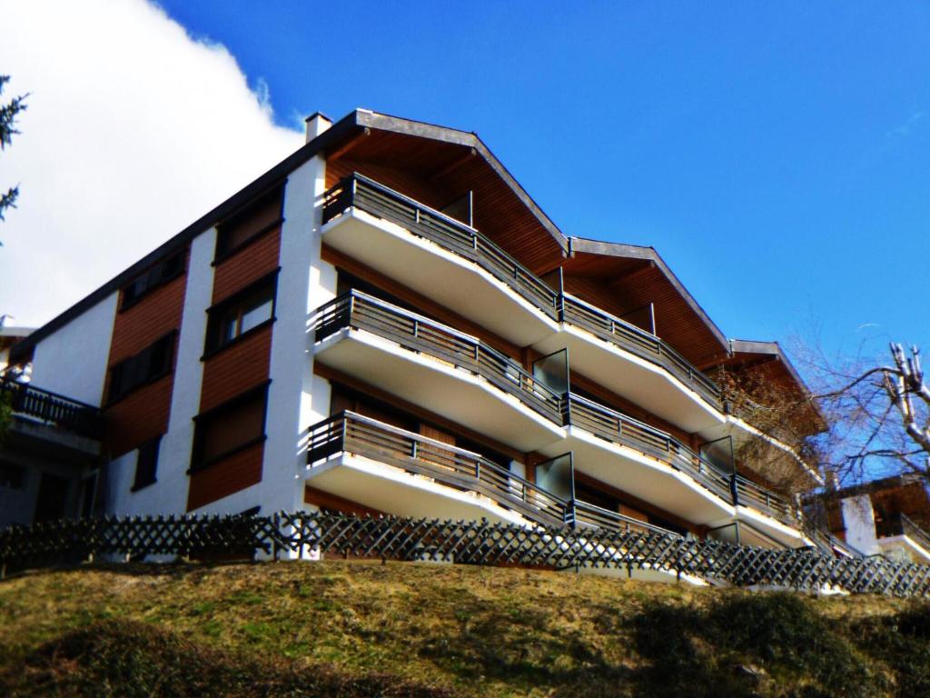 Apartment in Veysonnaz near Ski Lift, Veysonnaz