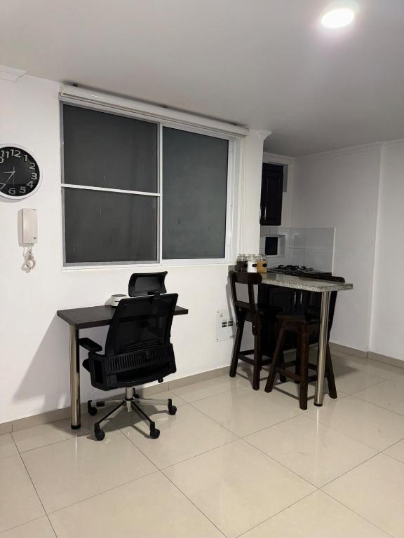 Ciudad Jardín, CERCA CLUB CAMPESTRE - 5