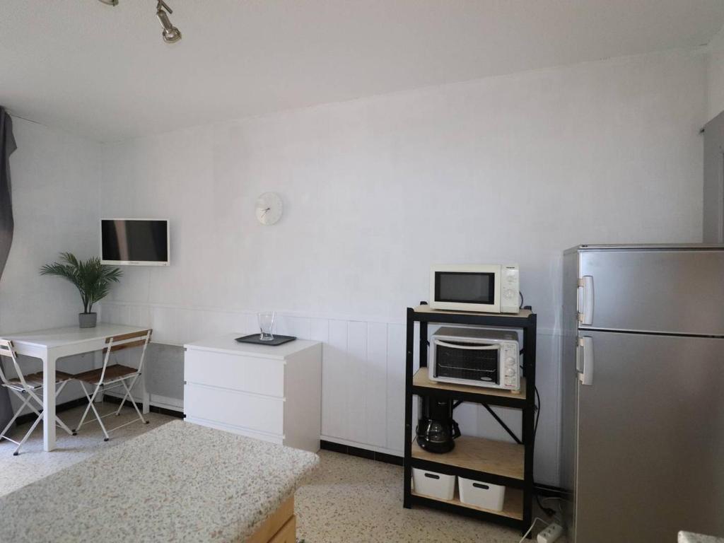 Studio cabine avec balcon et parking à La Grande-Motte - FR-1-307-275 - 4