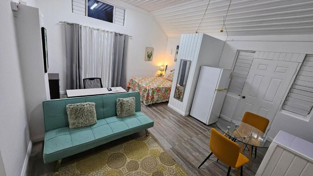 Studio Apt, Natural Beach and Pool G199A, Montego Bay