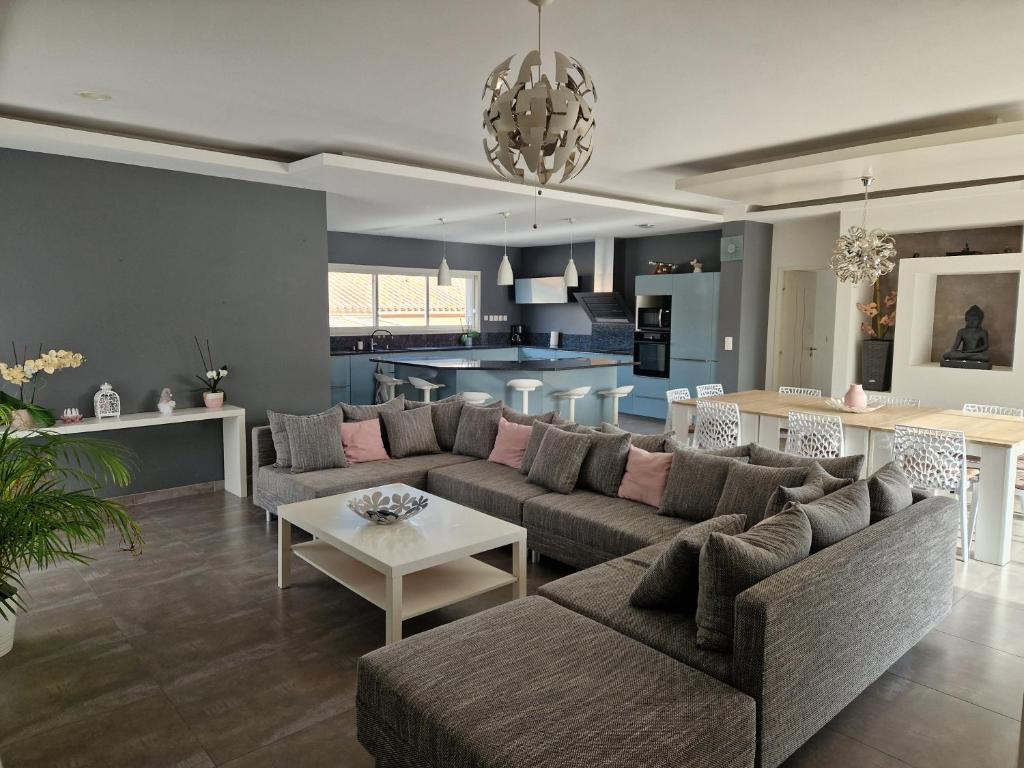 Villa moderne de 220m2 avec piscine, Sérignan - 4