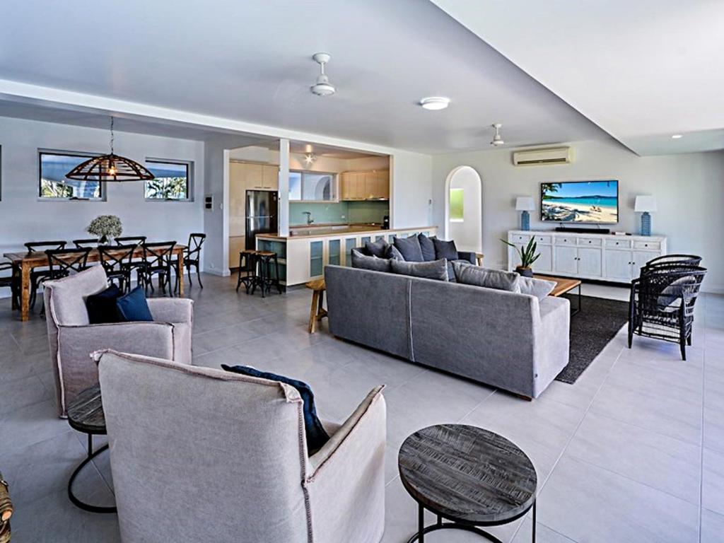 Bella Vista & Free Buggy - Hamilton Island, Hamiltonův ostrov