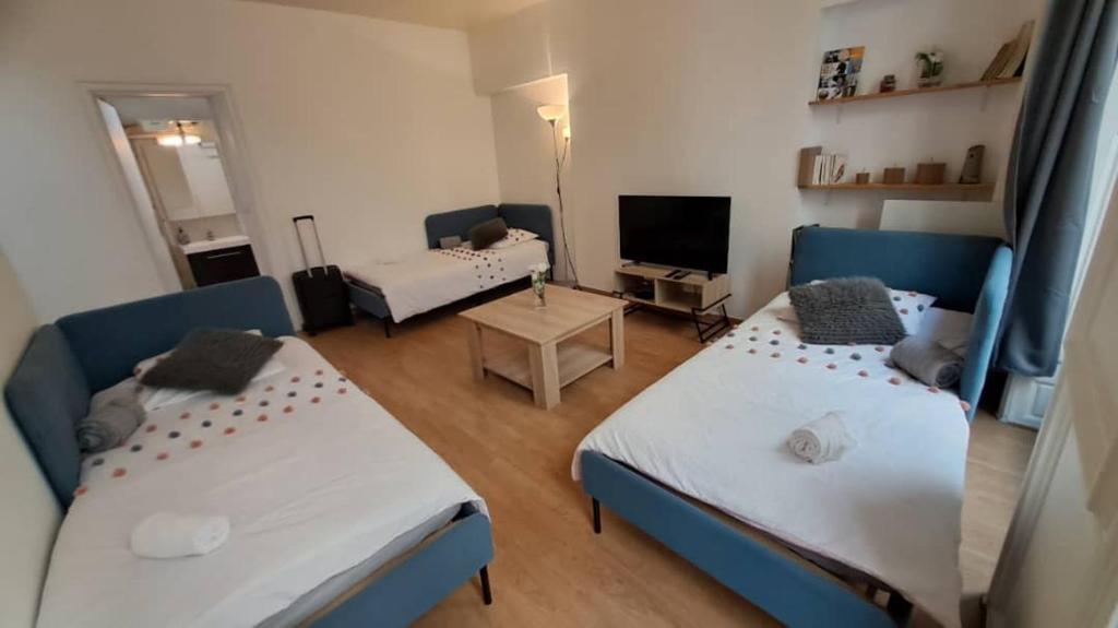 Logement entier 2-3 p - 1