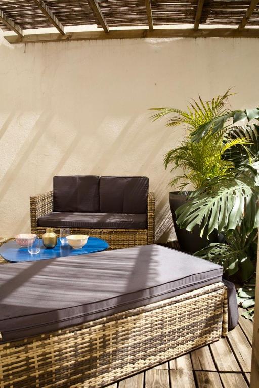 Studio with Big terrace full center with air conditioning - 5
