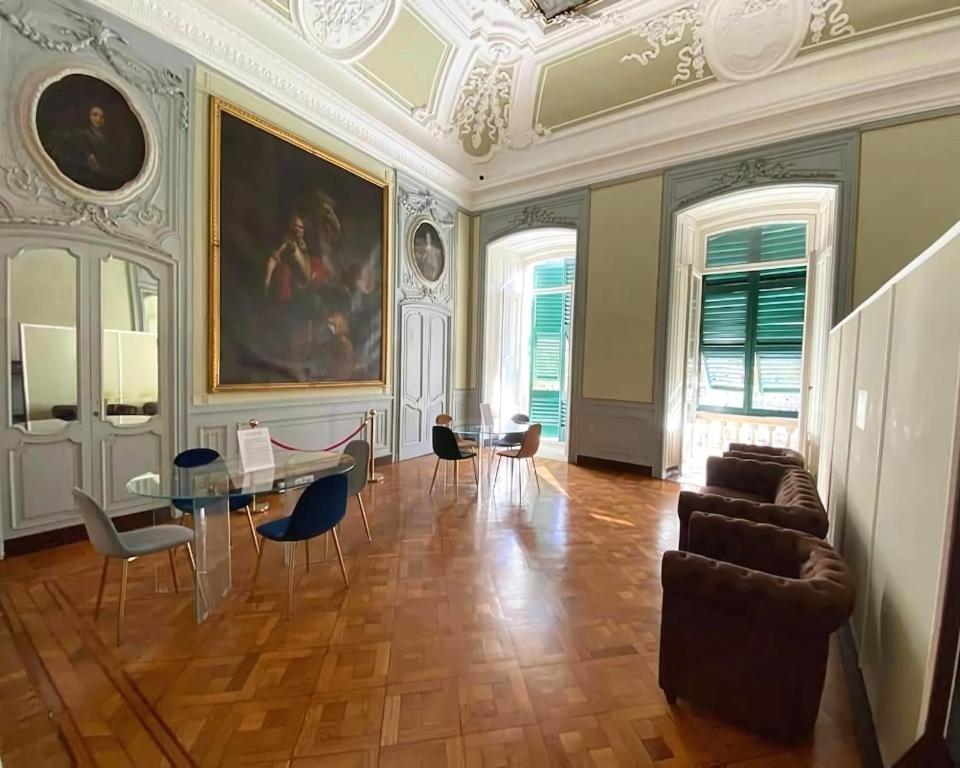 Palazzo Lomellini Historic Retreat by M3trocubo - Elegant Apartment near Aquarium & Via Garibaldi - 4