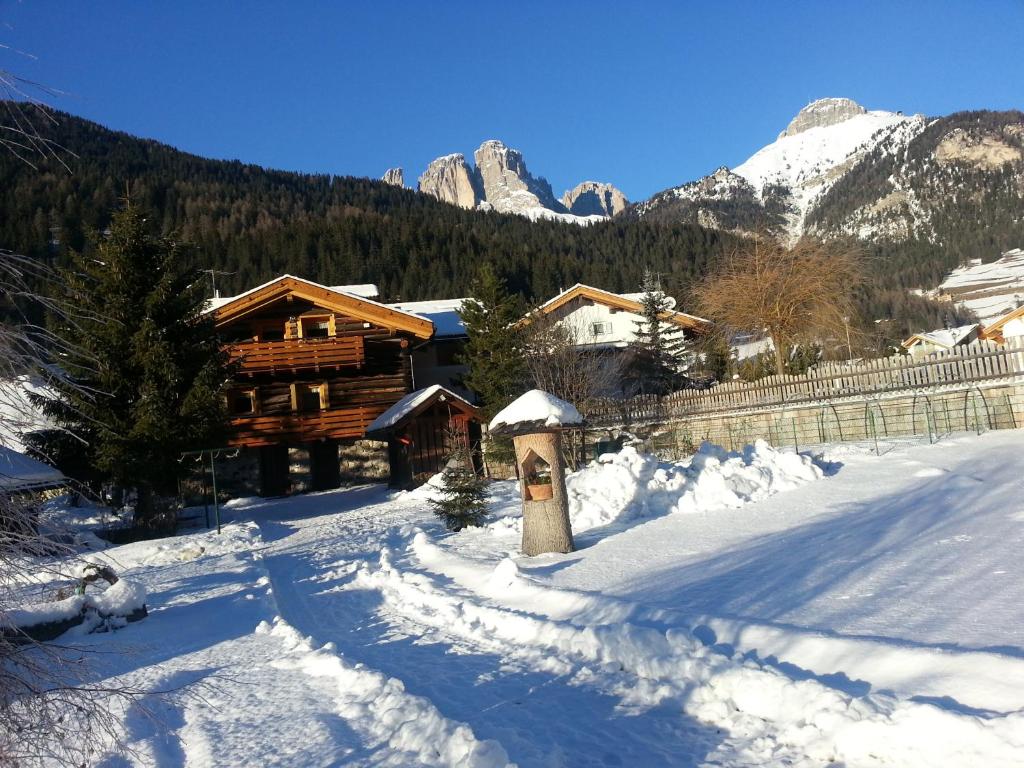 Mes Lastei, Campitello di Fassa