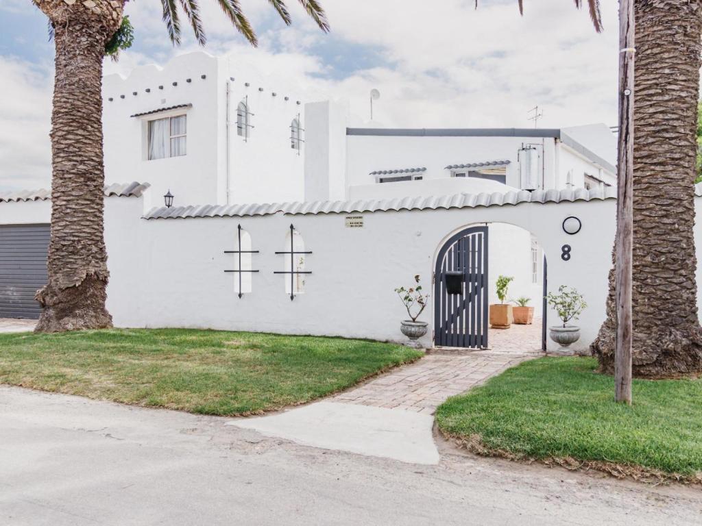 Addo Riverside Manor, Colchester