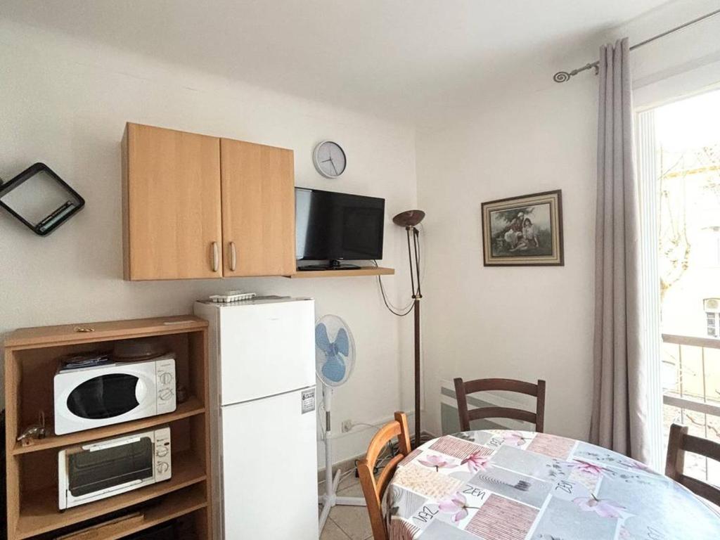 Studio Confortable avec WIFI, Parking, Proche Thermes et Centre Ville d'Amélie-les-Bains - 3