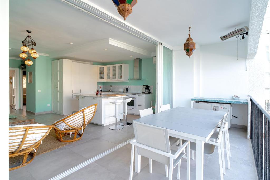Carabeo 20 Apartment by Casasol - 4