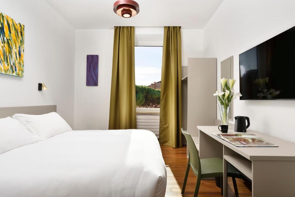 Colosseo Panorama by GHOR 2