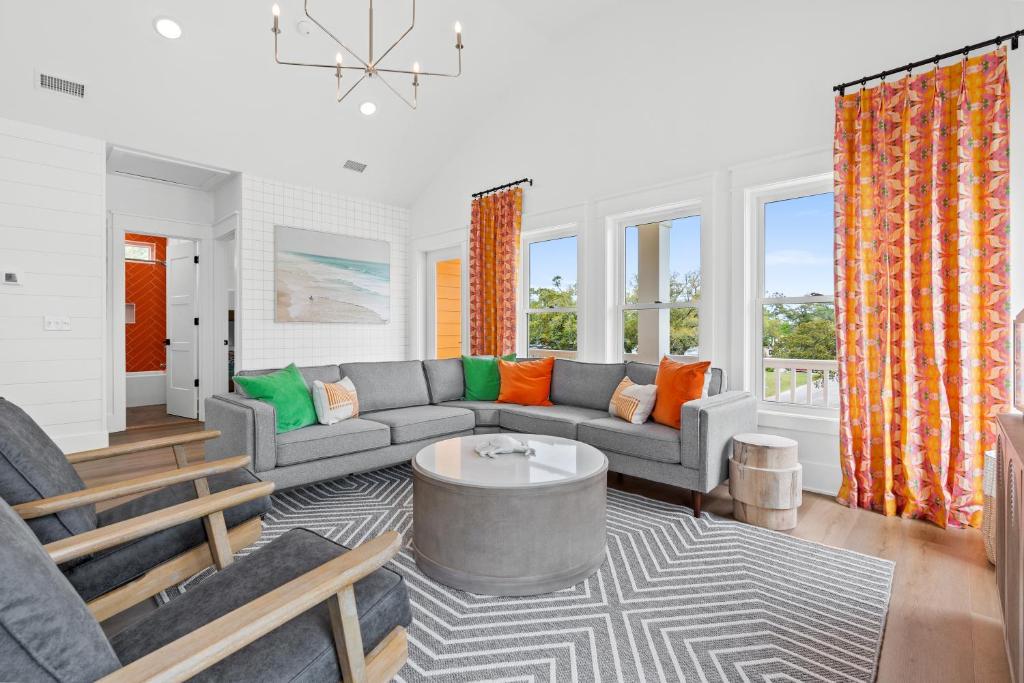 Tangerine in Oak Island, custom home with private heated pool, Oak Island