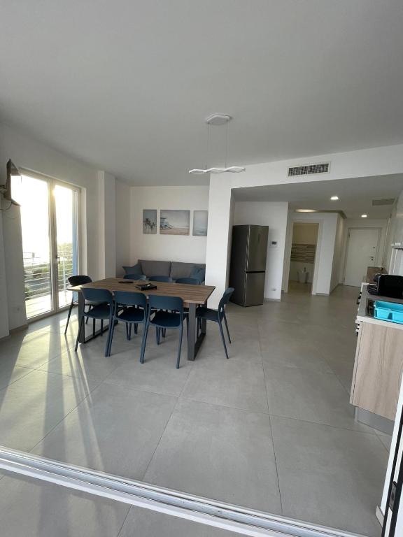 Appartamento Angolo Blu Fronte Mare - 4