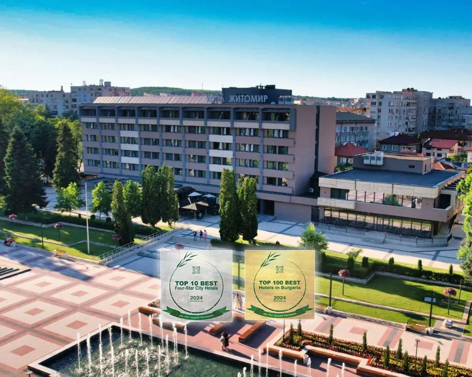 Jitomir Hotel，位于蒙塔纳的酒店