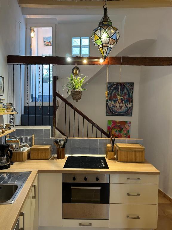 Oldtown family house with amazing terrace - 3 minutes from beach! - 4