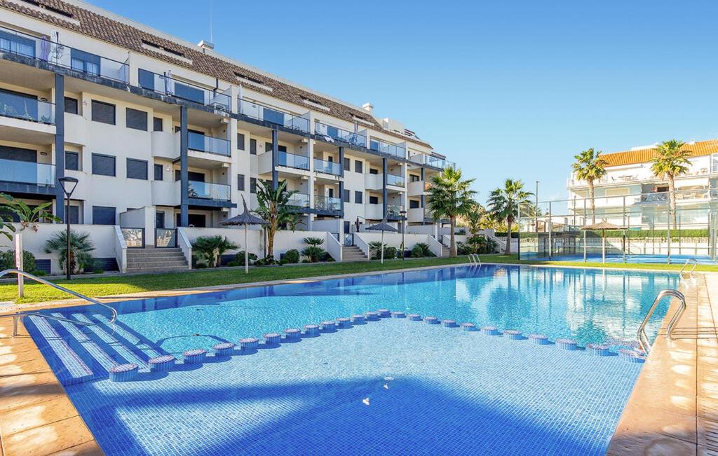 1 Bedroom Lovely Apartment In Denia - 2