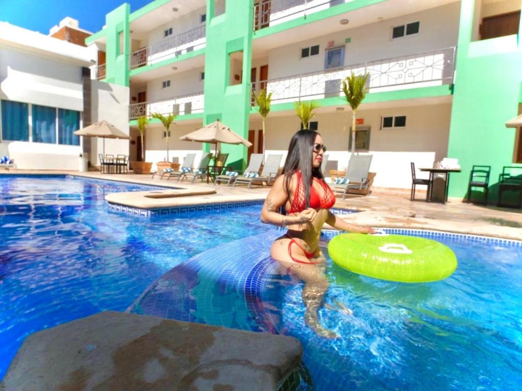 スイミングプール