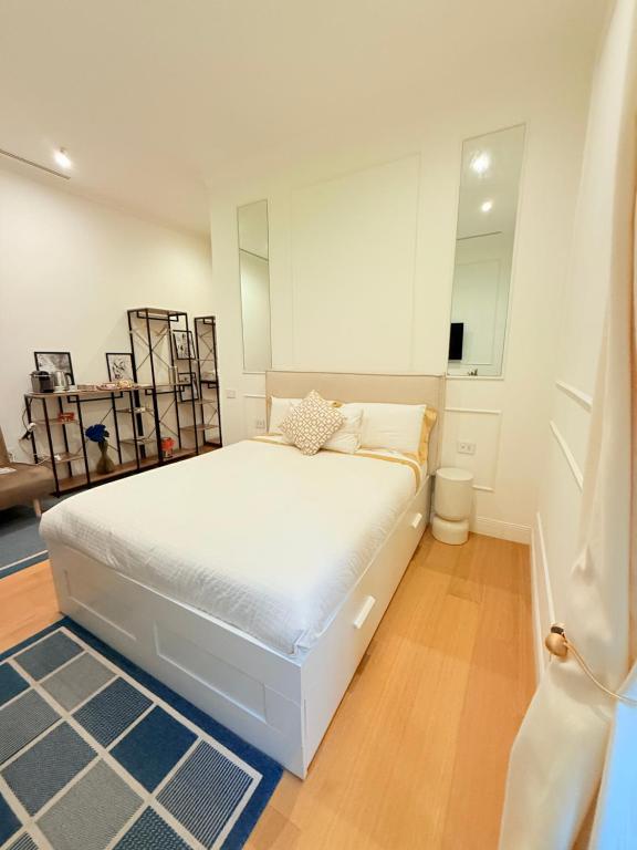 Raffaella Home - 3