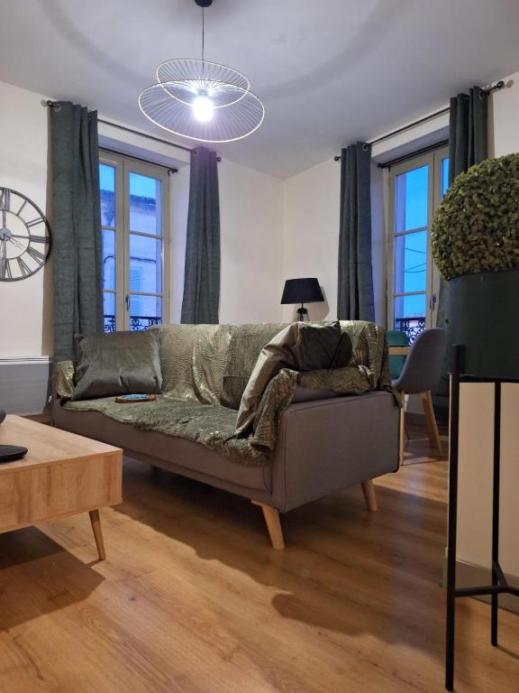 Victor Hugo - Hyper centre 2 chambres, Saintes