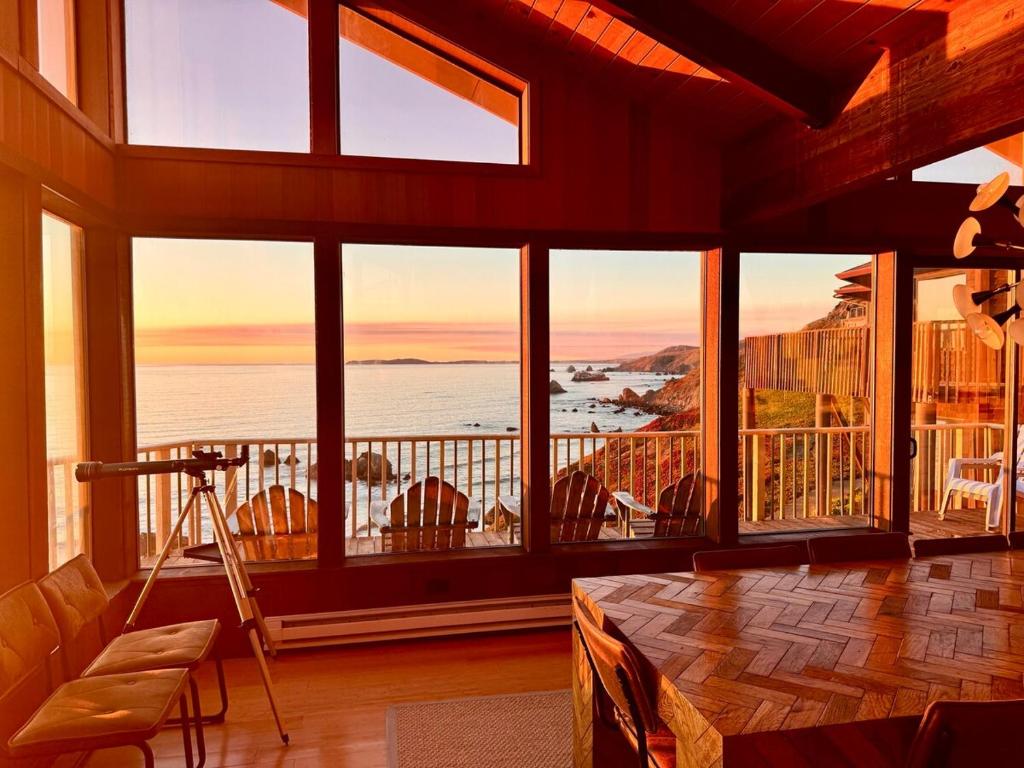 Kailua Bluffs Oceanfront, Dillon Beach