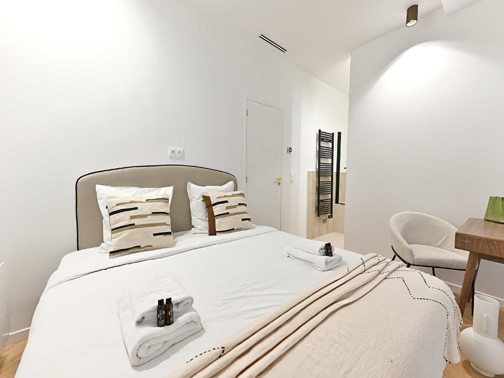 New flat with AC Porte Maillot Arc de Triomphe - 3