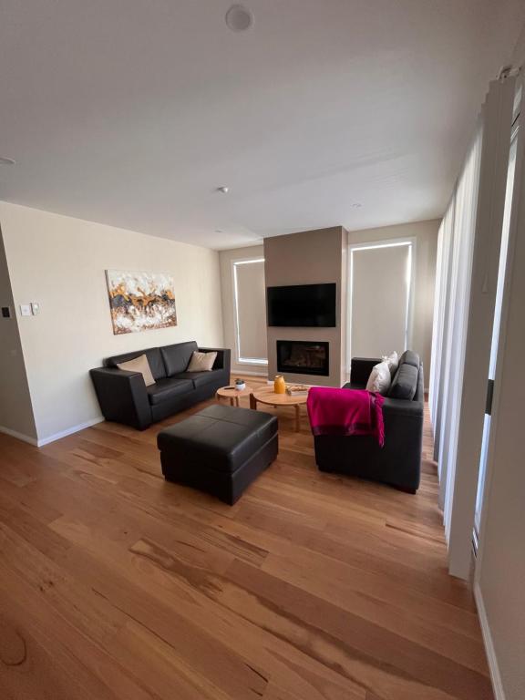 Magnolia Place, Jindabyne