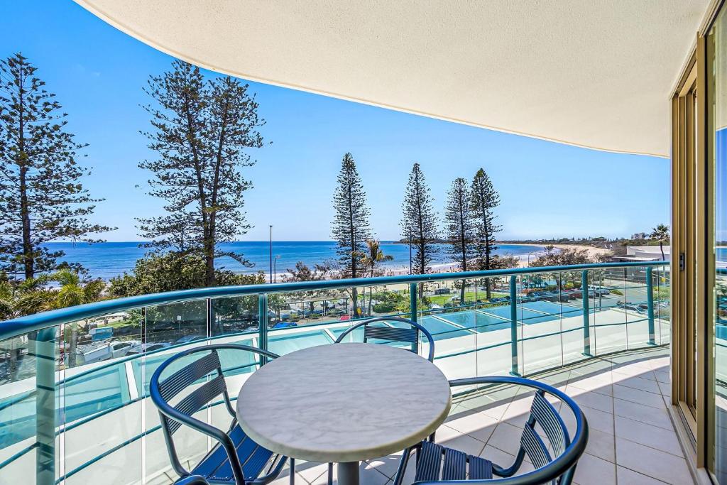 Ocean Front Mooloolaba Esplanade Apartment 2BR, Mooloolaba
