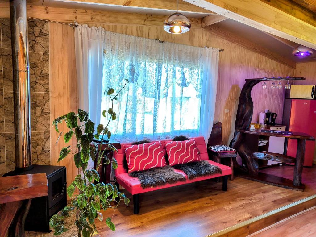 Cabañas entre Volcanes ,10 minutos de Puerto Varas, capacidad hasta 8 personas - 2