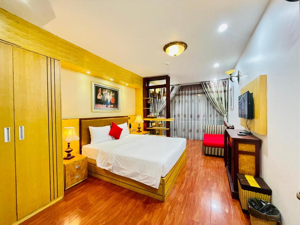 Moon Hotel 56 Truong Cong Giai