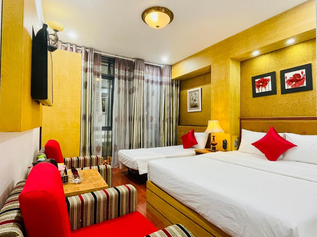 Moon Hotel 56 Truong Cong Giai