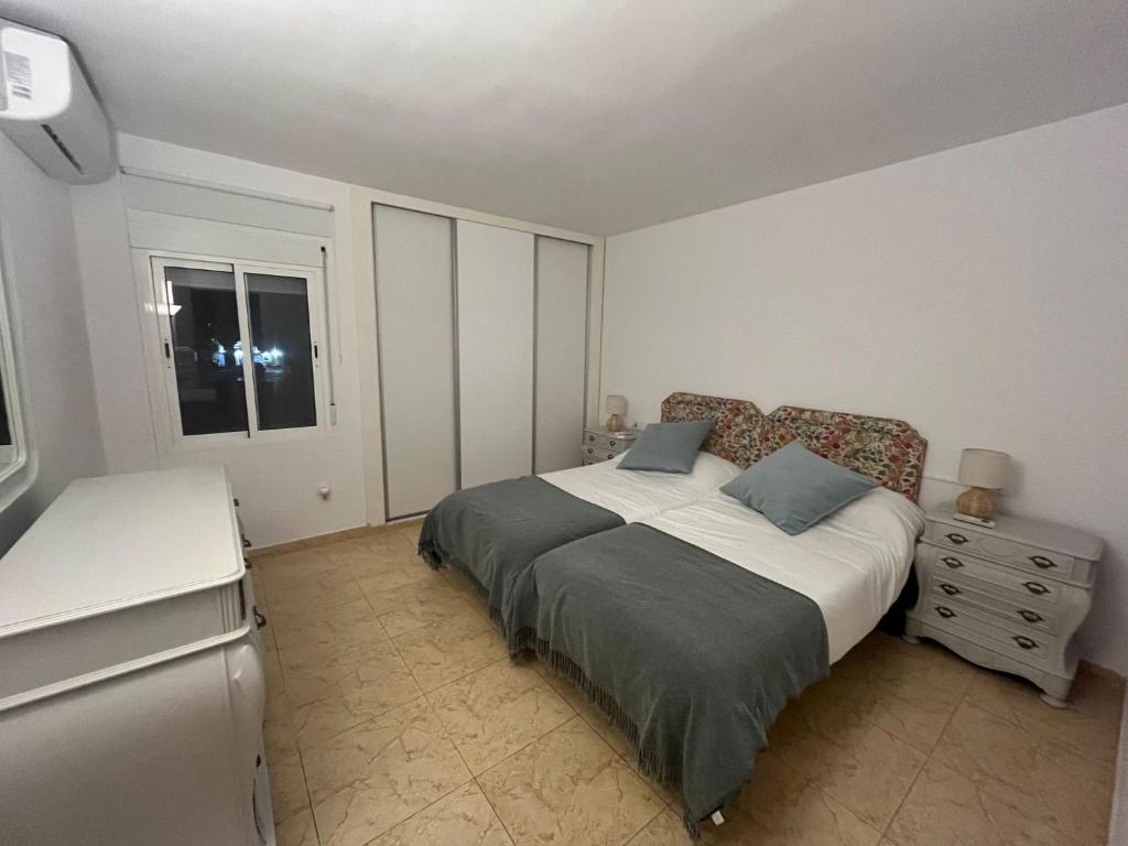 Lovely 2 bedroom apartment near the beach - 4