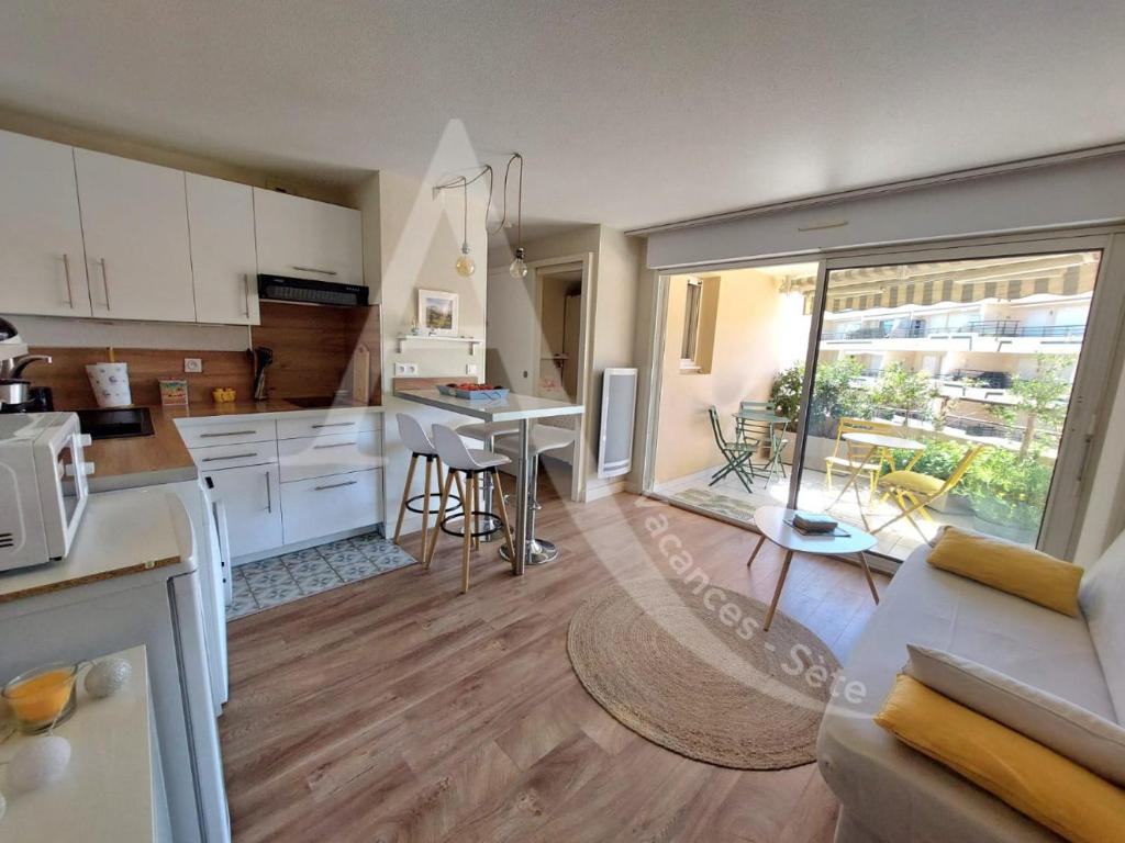 T2 sur zone pietonne, a quelques pas des plages, Sète