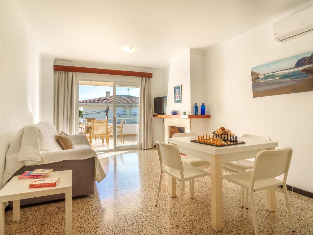 Apartment Playa Blanca 100m Sandy Beach by Interhome - 3