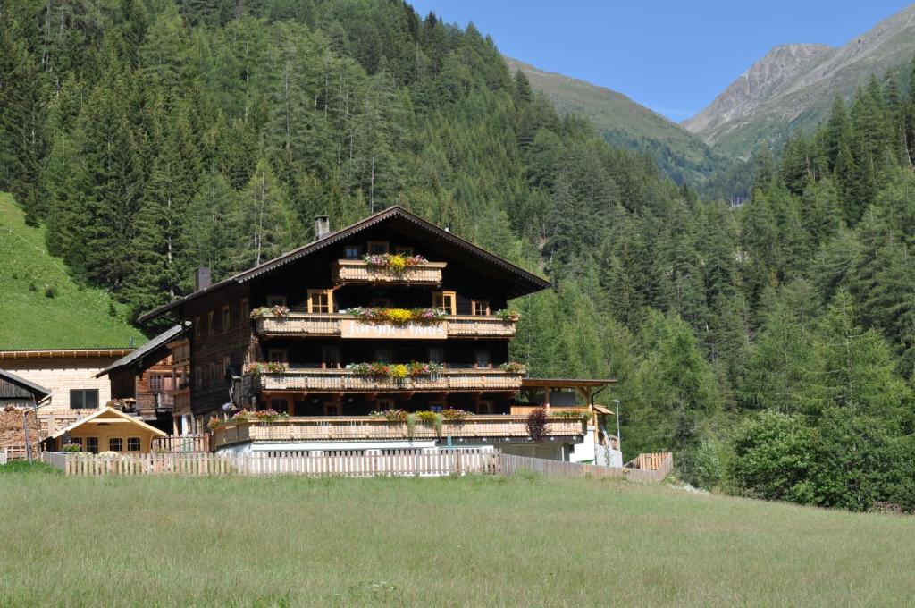 Jörgnerhaus - 2