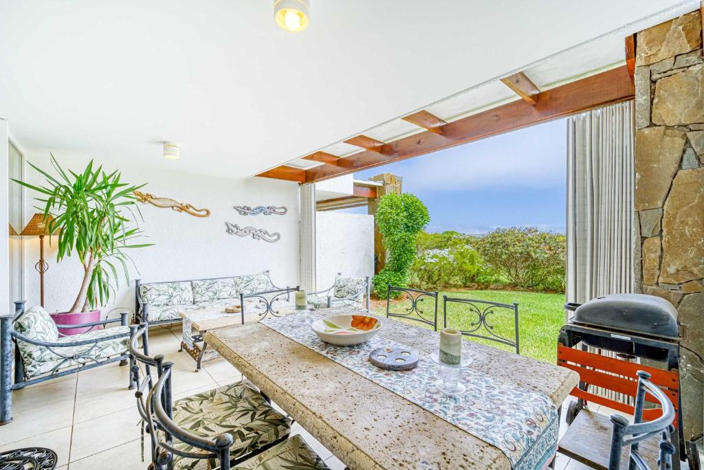 Marbella Retreat - 2