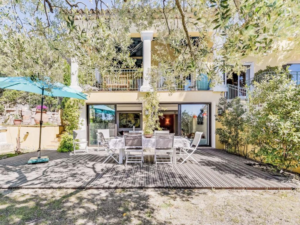 Apartment Villa La Romane by Interhome - 2