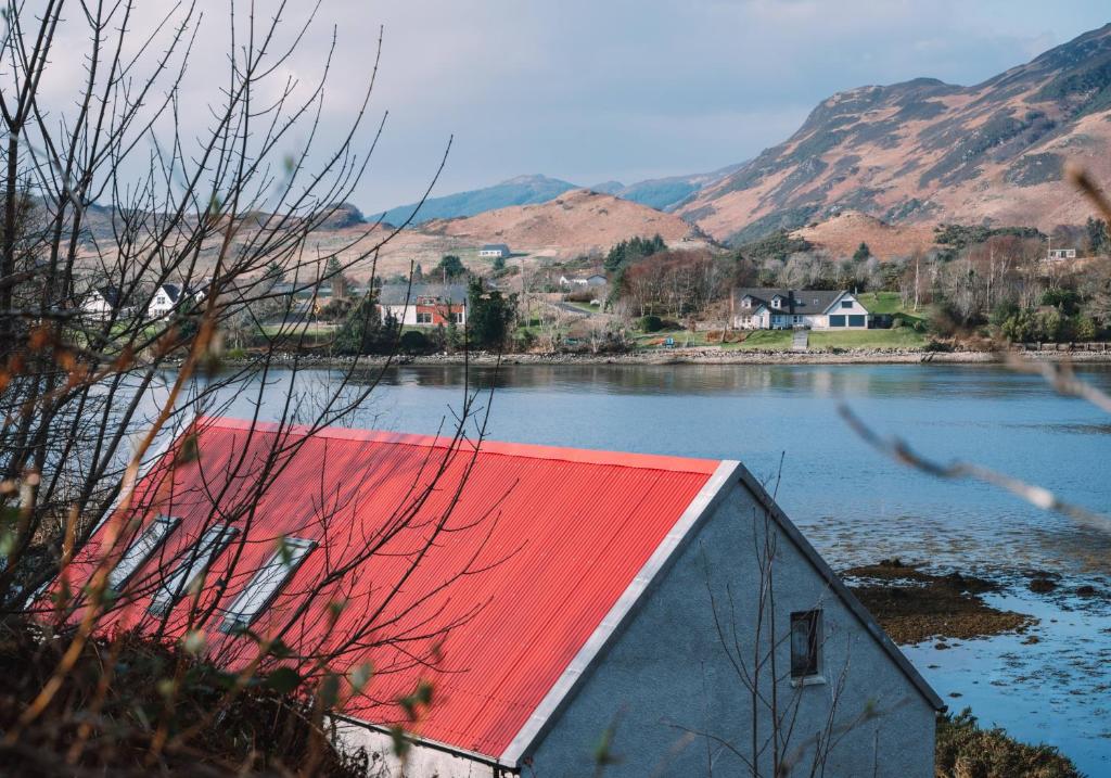 An Dòbhran - luxury self-catering, Dornie