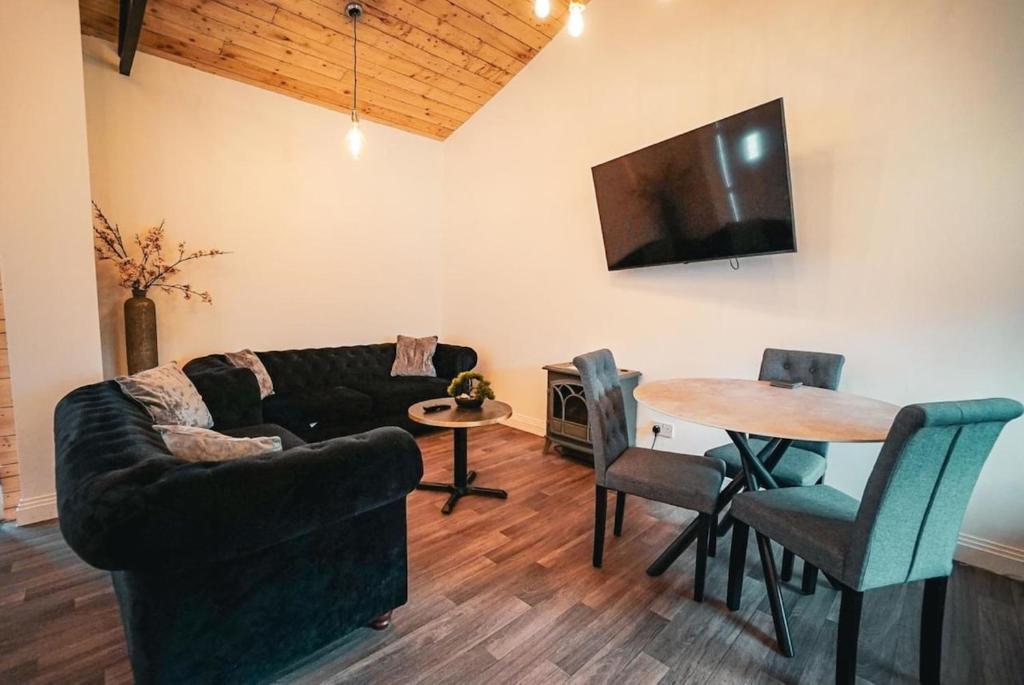 The Stags Den, Longton