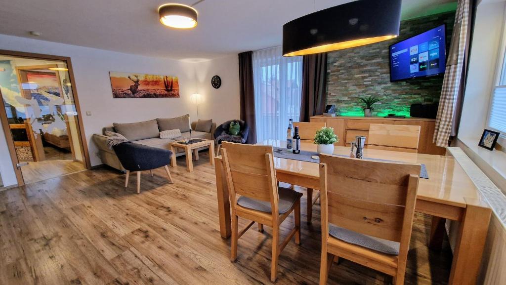 Eisenberg - Komfortables, helles Apartment mit Balkon und Alpenblick ruhig gelegen in Pfronten Mitte - 3