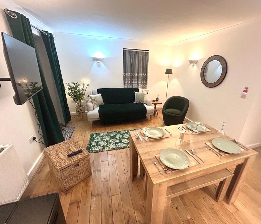 Charming ground floor flat with parking - Maidenhead, Maidenhead