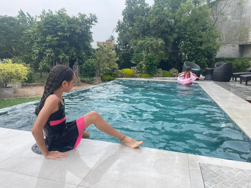 Canal's Edge, Negombo