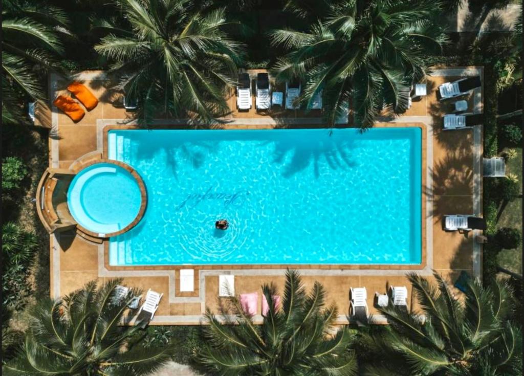 Piscină