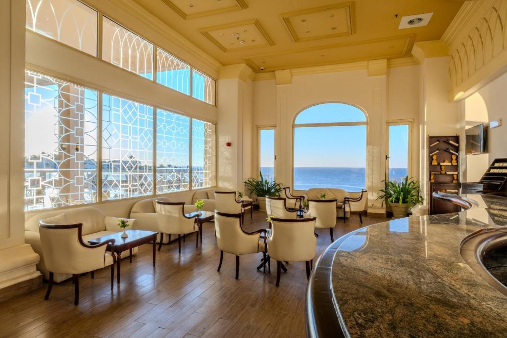 Bar/lounge, Continental Plaza Beach Resort in Sharm El Sheikh