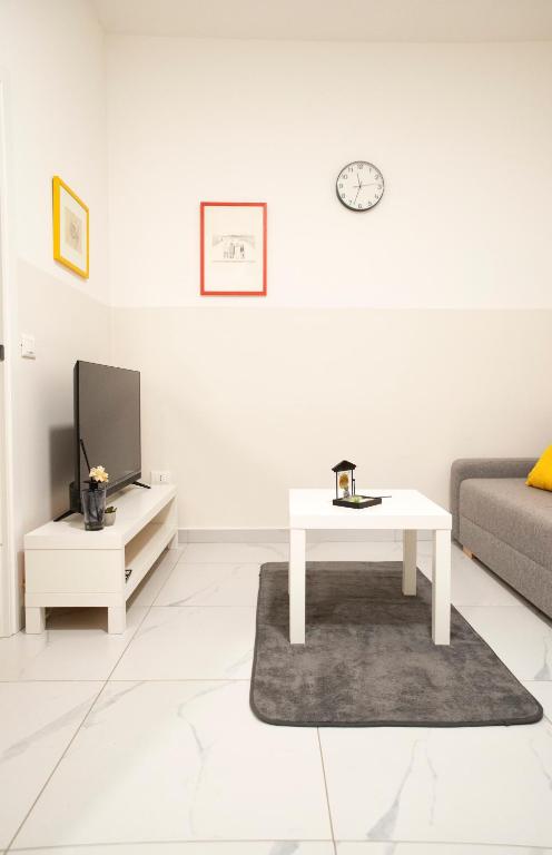 Genova Loft, City Centre Shopping District - 3