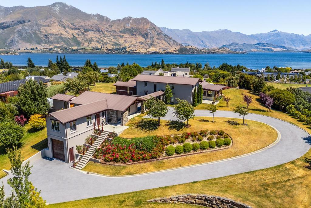 Ridgecrest Retreat Wanaka, Wanaka