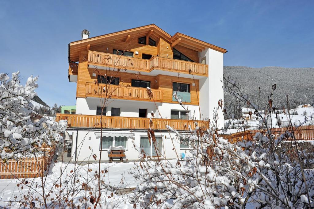 Apartments Cesa Leni photo