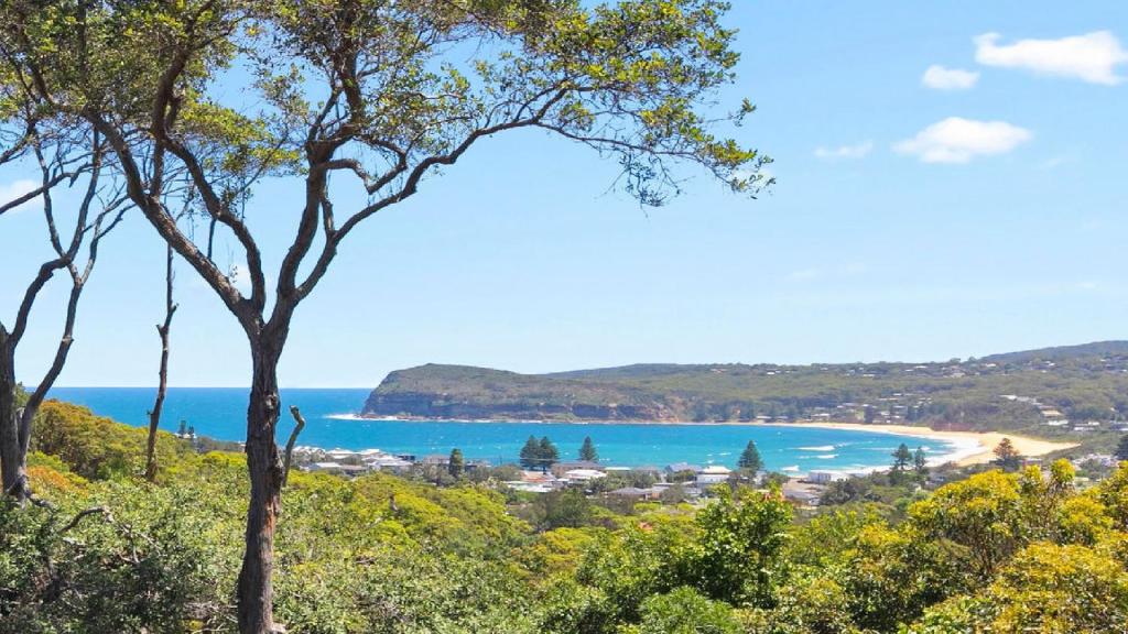 Beautiful Ocean Views and Only Moments To Copacabana Beach, Copacabana